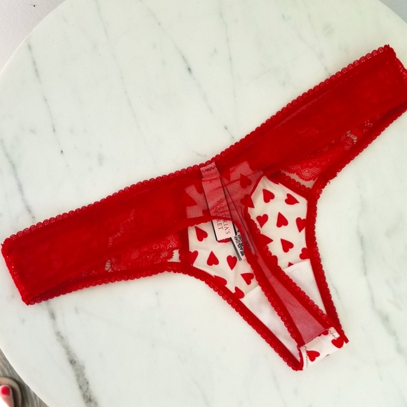 Victoria's Secret Dream Angels Valentine's Day Heart Thong Panty NWT - Picture 11 of 14